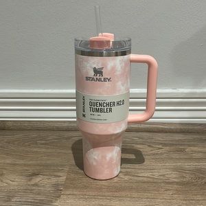 Limited Edition Peach Tie Dye Stanley